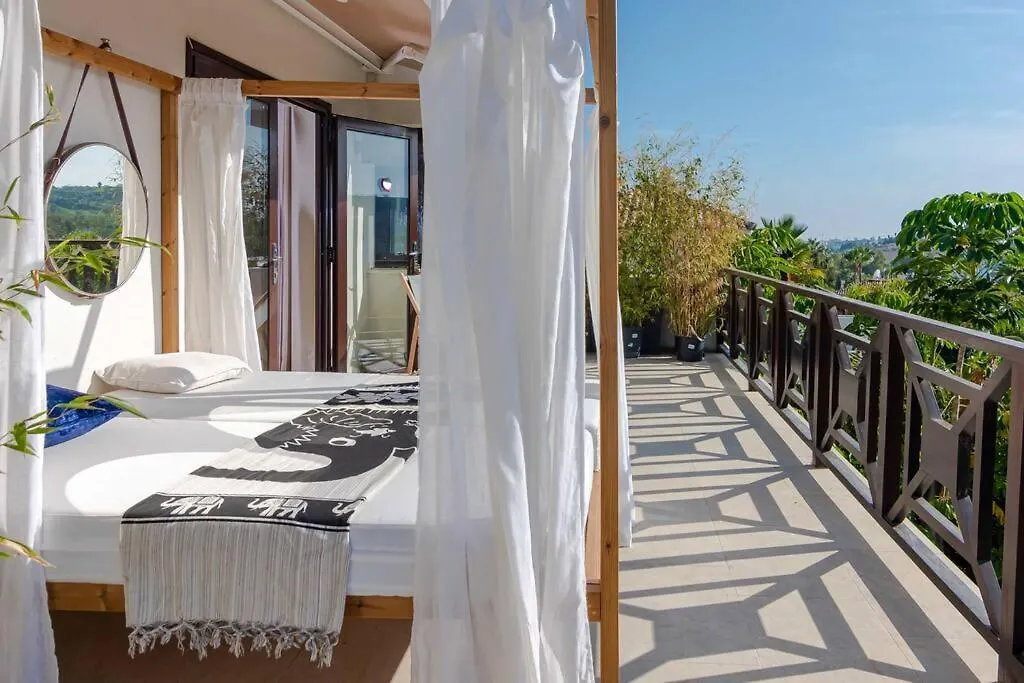 Stunning And Spacious Villa In Marbella - Casa Luz