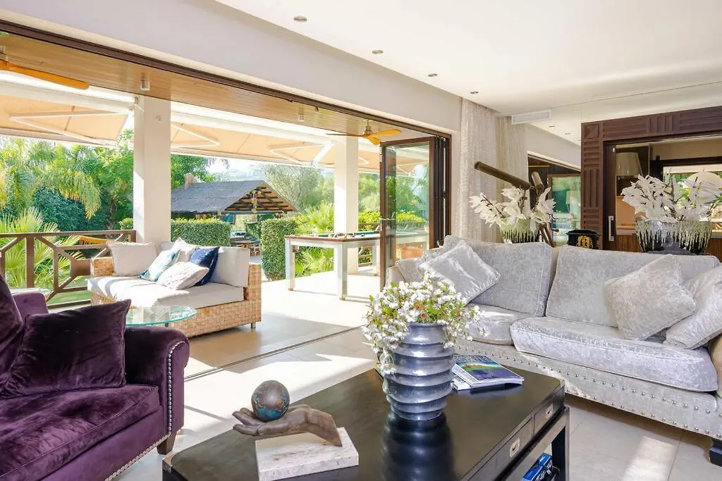 Stunning And Spacious Villa In Marbella - Casa Luz