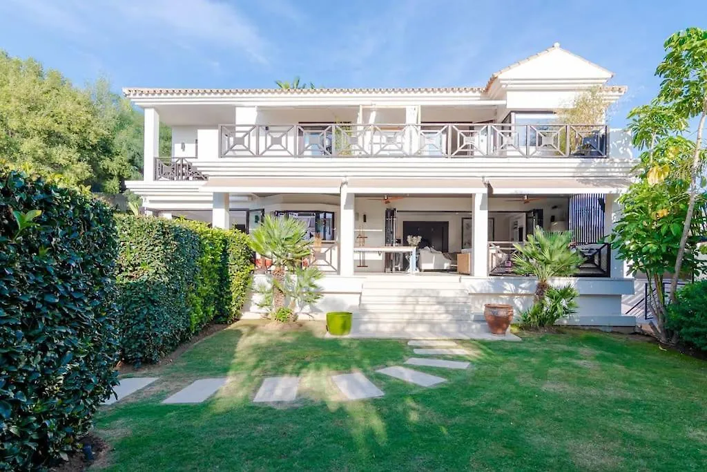 Stunning And Spacious Villa In Marbella - Casa Luz Spain
