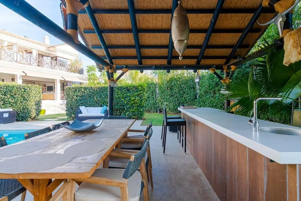 Stunning And Spacious Villa In Marbella - Casa Luz Spain